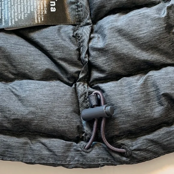 TNA women’s size small dark, charcoal, gray Hooded down Jacket - Picture 9 of 14